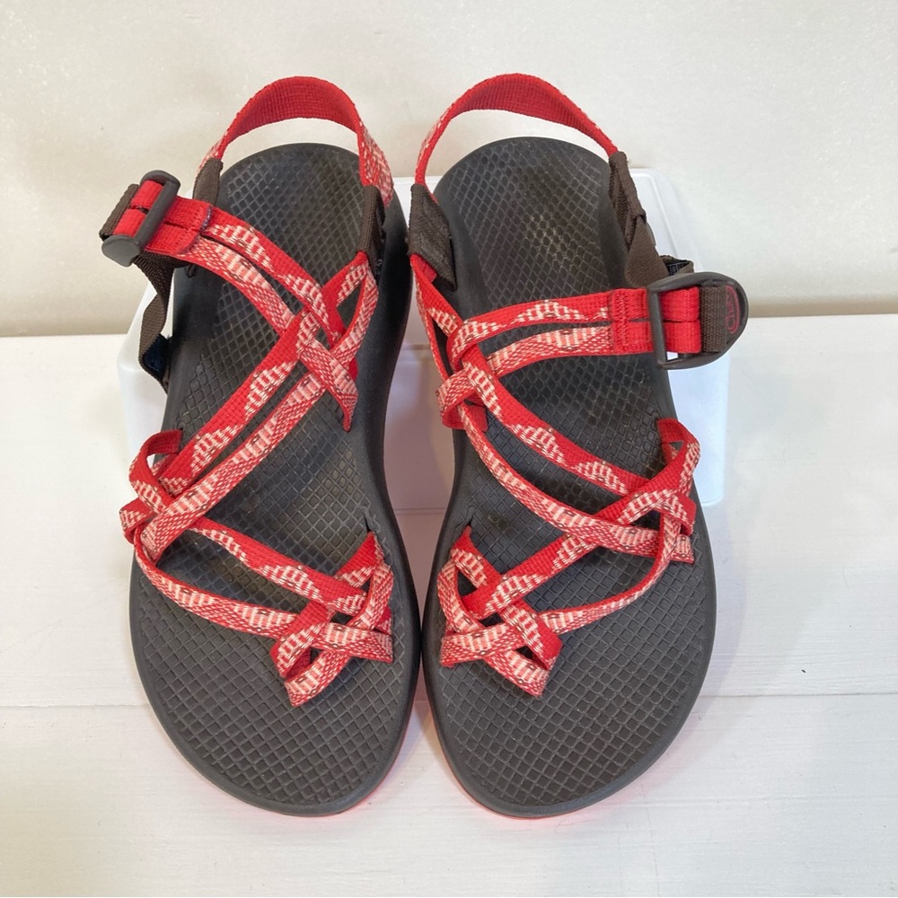 Chaco ZX2 Performance Footwear Sz 7 Womens Strappy Hiking Sandals Coral